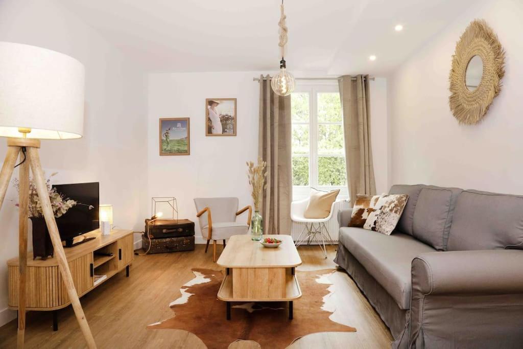 Paddock Prestige By La Boite En Plus Chantilly Bagian luar foto