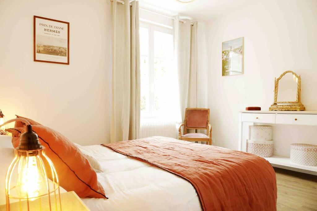 Paddock Prestige By La Boite En Plus Chantilly Bagian luar foto
